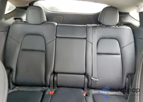 2022 Tesla Model Y z USA, uszkodzony, nr VIN 7SAYGDEE2NF363776